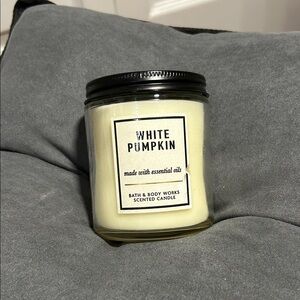 Bath & Body Works White Pumpkin Candle - Cream